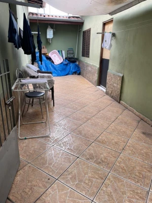 Foto 7: CASA PQ DAS FLORES 3 DOM/SUITE LOTE INTEIRO